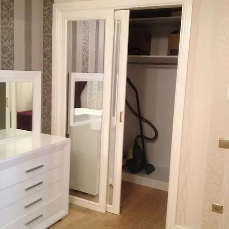 Onkel Residences *