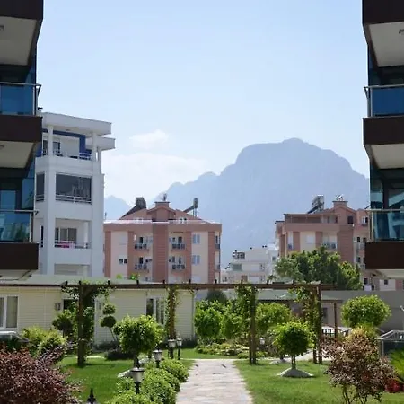 Onkel Residences